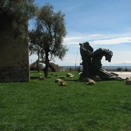 Apartament Ciro Menotti 4 San Remo