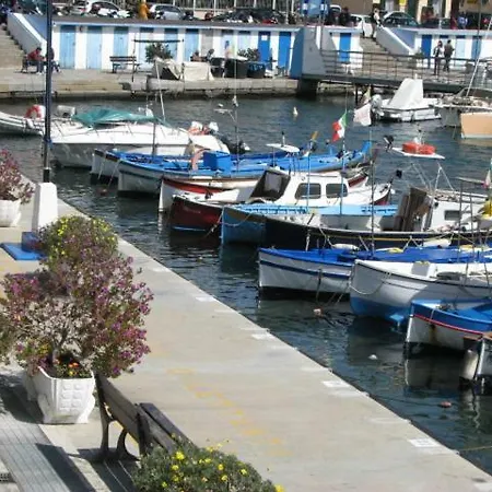 Apartament Ciro Menotti 4 San Remo