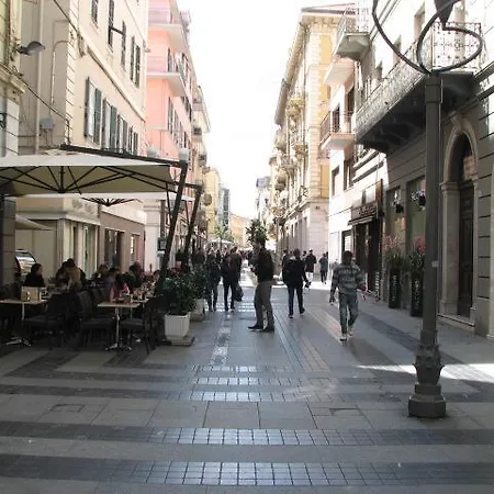 Ciro Menotti 4 Appartement *